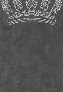 musta paneelitapetti kruunulla