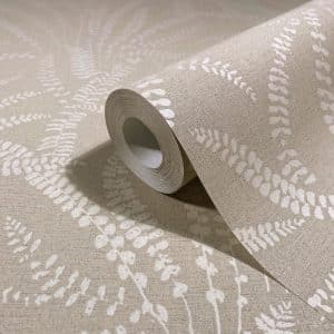 Oriana hiekanruskea lehtikuvioinen tapetti 82508